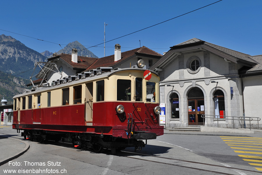 auf dem Bahnhofplatz in Martigny
