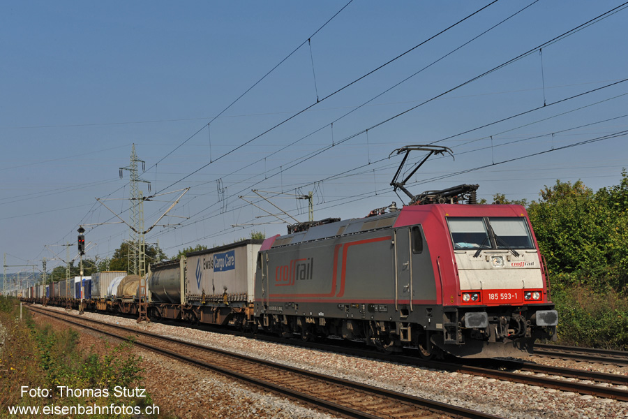 Crossrail-Zug bei Haltingen
