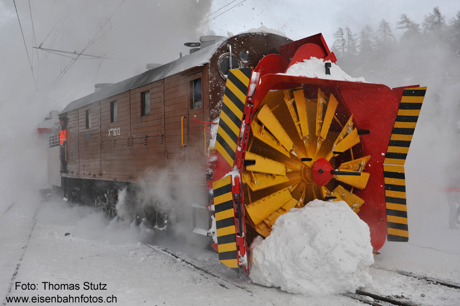 Dampfschneeschleuder Xrotd 9213
