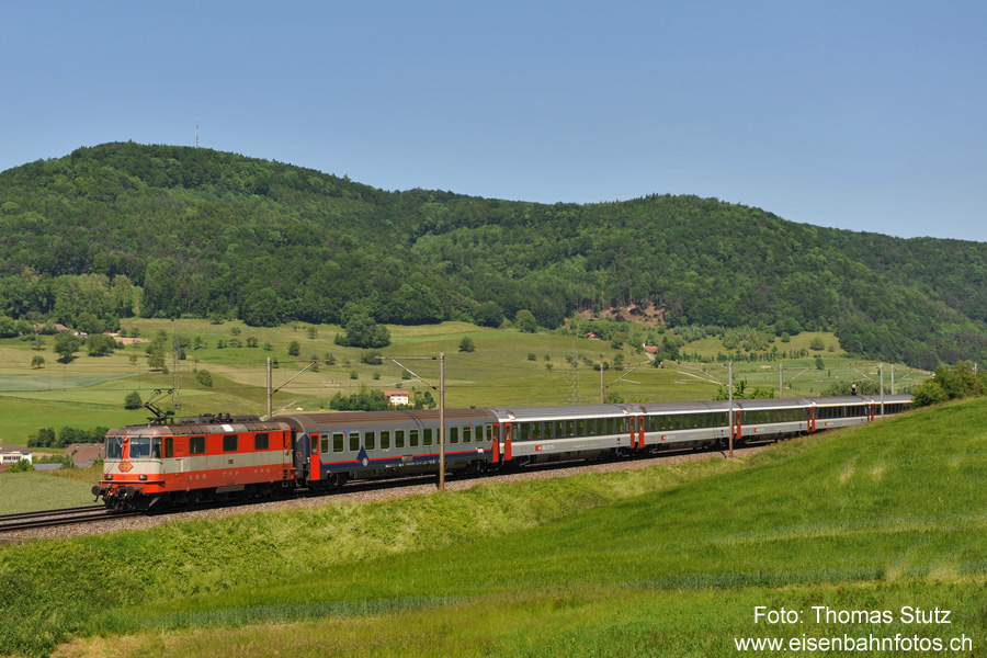 Swiss-Express-Lok mit IR "Iris"
