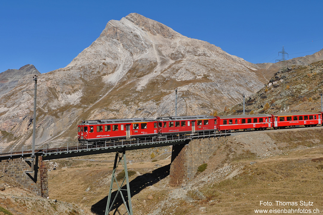 Gegenzug mit ABe 4/4 II 41 + 42
