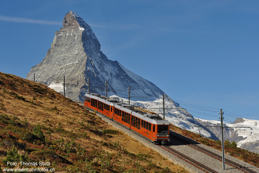 Bhe 4/6 mit Matterhorn
