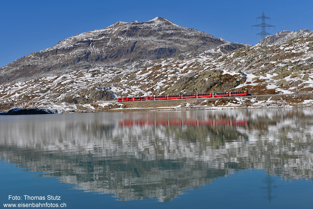 Bernina-Express mit Lagalb
