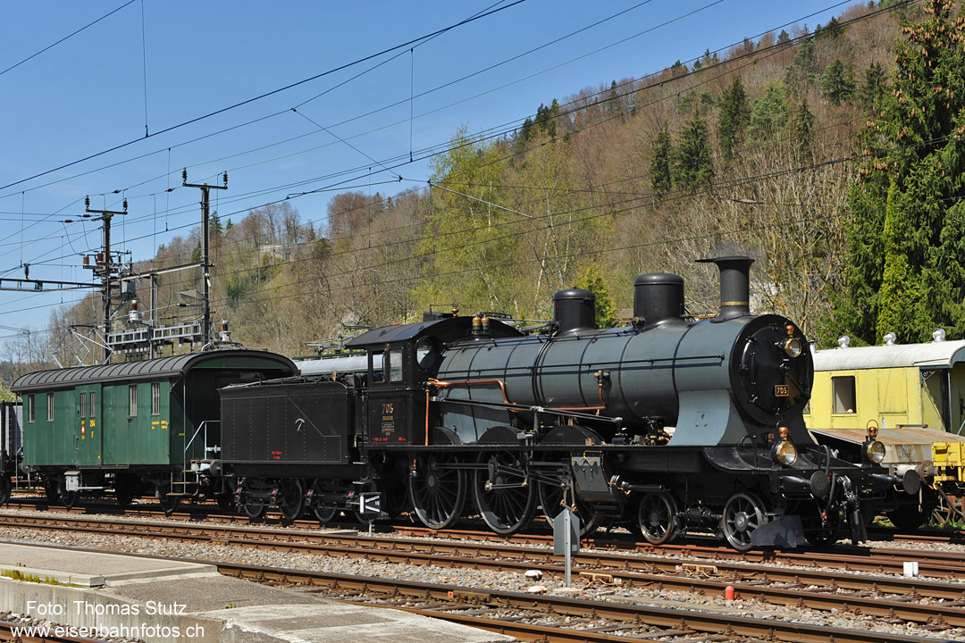 A 3/5 mit Gepäckwagen
