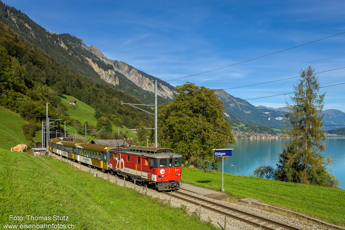 De 110 mit "Golden Pass"-Komposition
