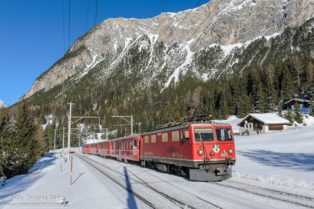 Ge 4/4 I mit Schlittelzug
