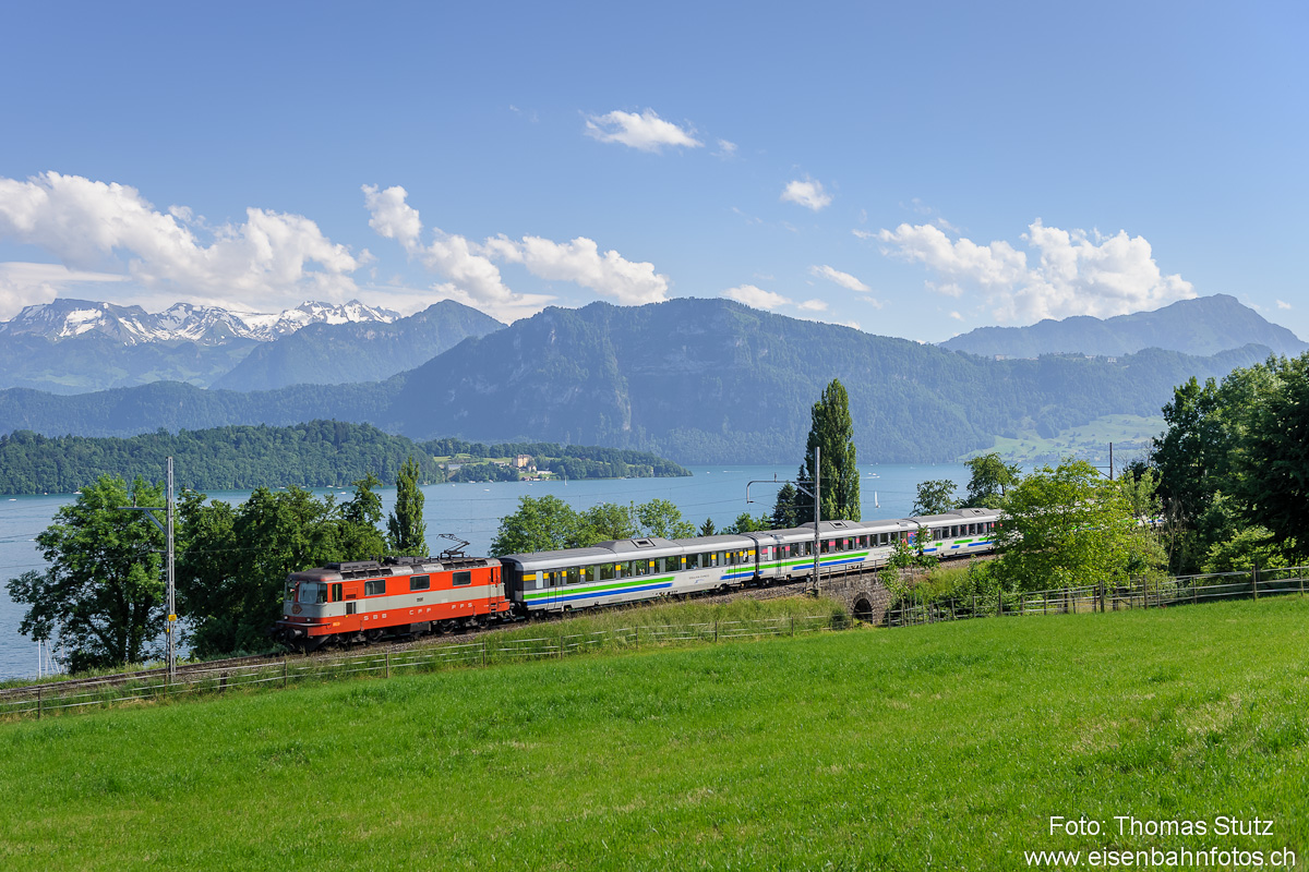 "Swiss-Express" mit Voralpen-Express
