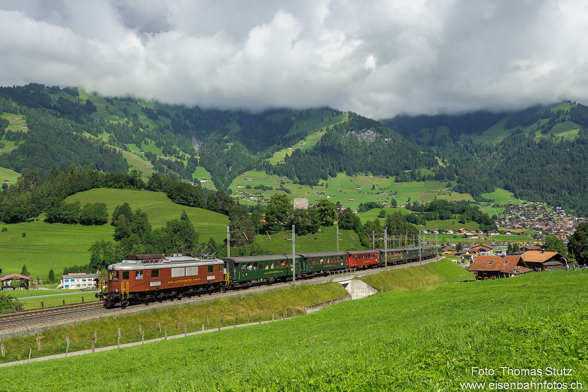 Ae 6/8 mit Swiss Classic Train
