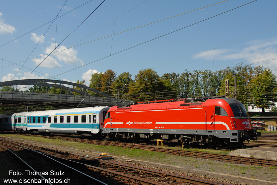 Einfahrt EC 314 "Agram"
