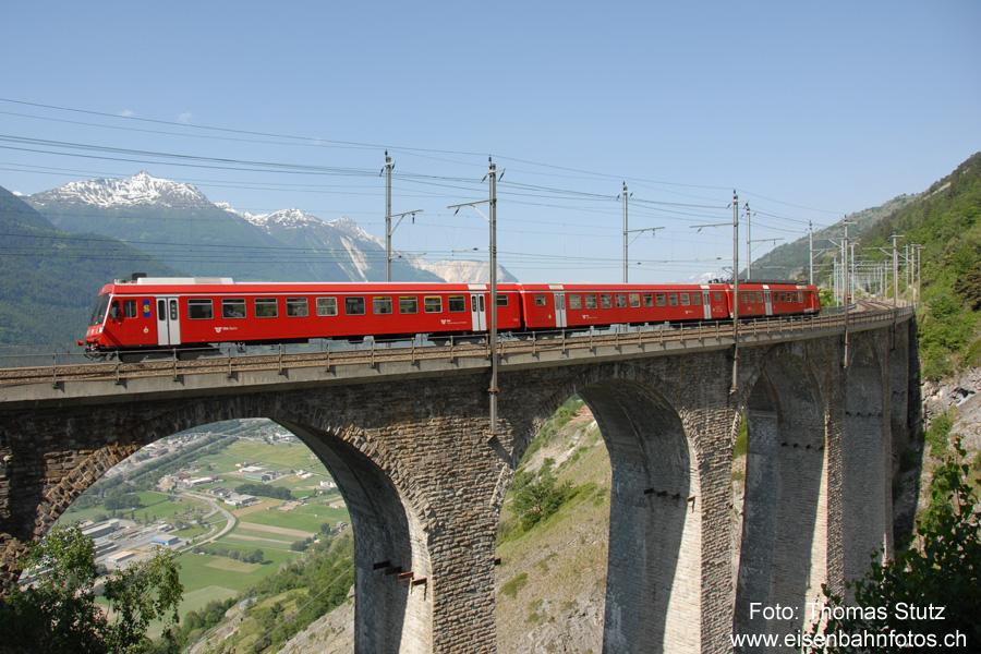 RM-Pendel im Wallis
Nach der Fusion von BLS und RM wird das Rollmaterial der beiden Bahnen auf dem gesamten gemeinsamen Streckennetz eingesetzt.
