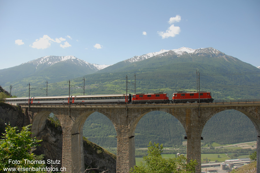 EC "Vauban"
Ende Mai 2007 verkehrt der EC "Vauban" noch ab Brig, wenige Wochen später ab Interlaken Ost.
