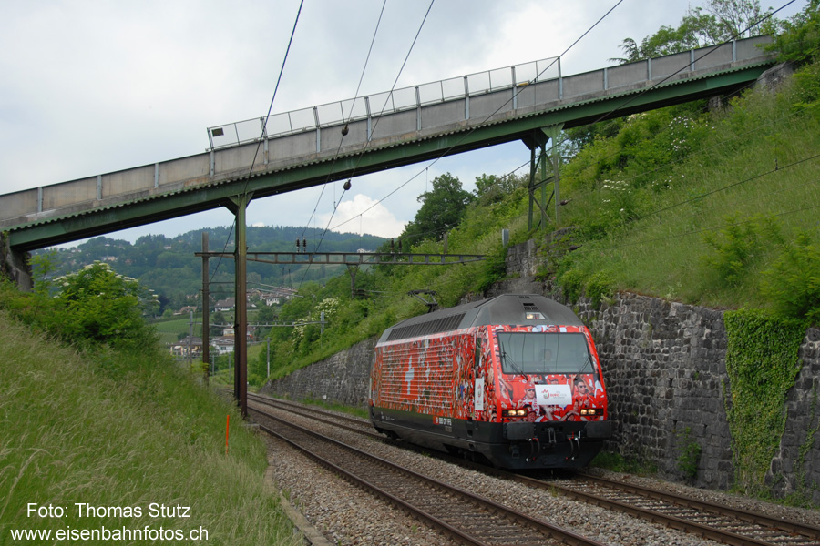 je705a.jpg