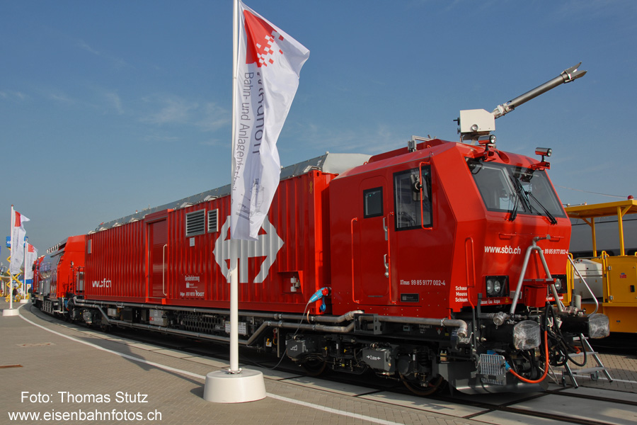 neuer Lösch- und Rettungszug
