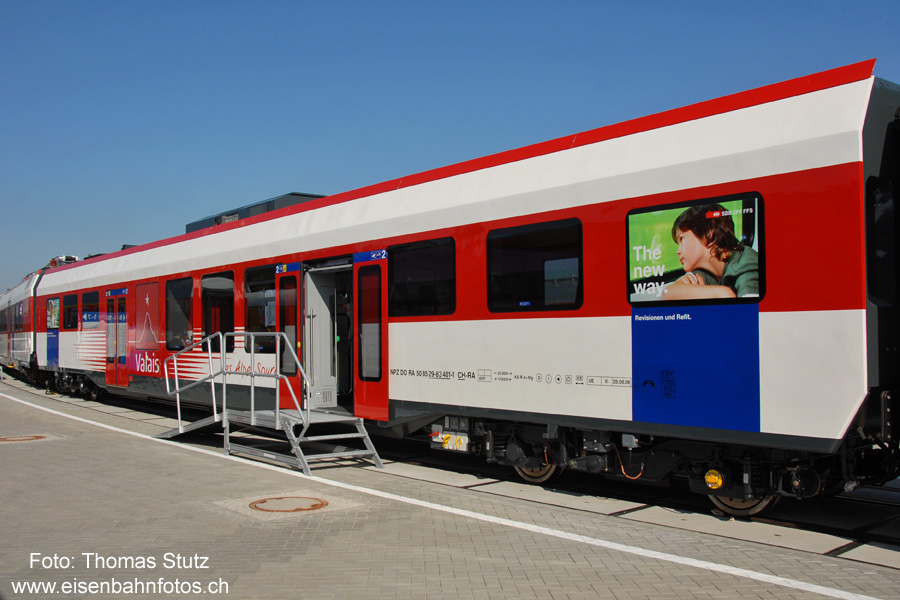 Zwischenwagen Domino
