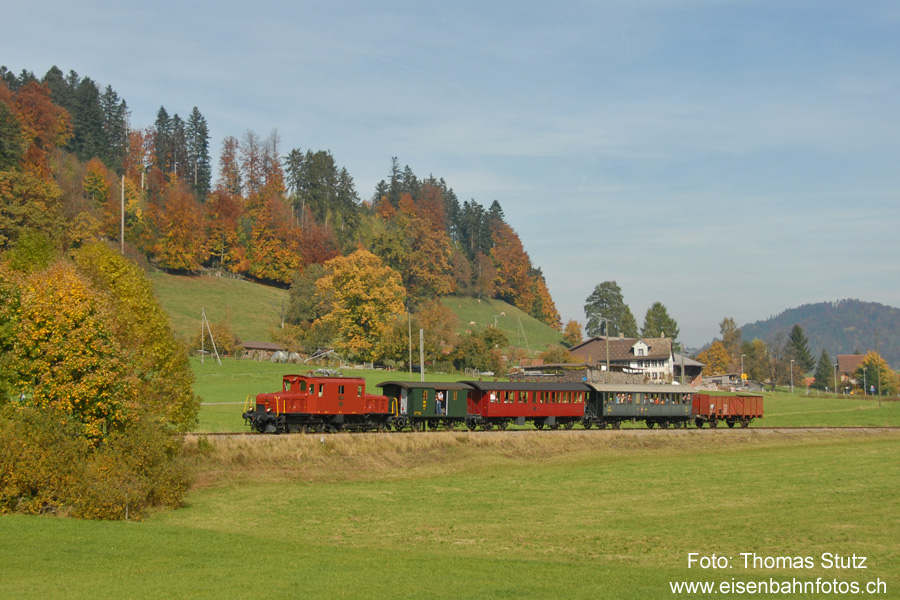 De 6/6 mit Zug "1920"
