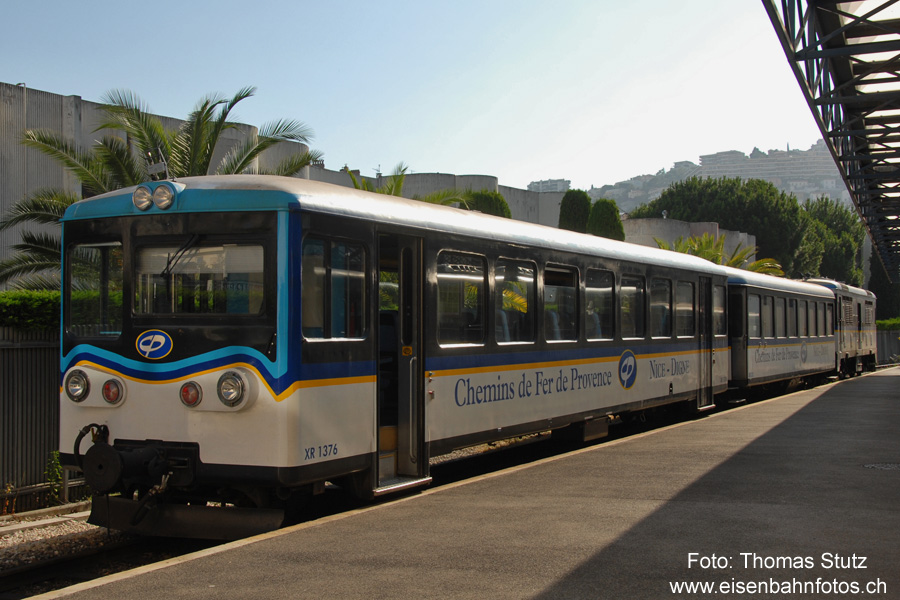 lokbespannter Pendelzug
