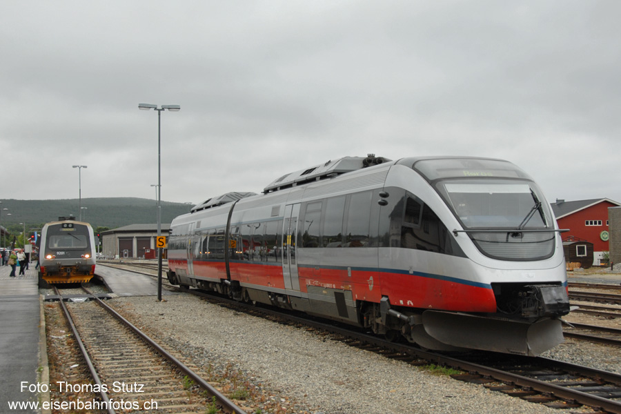 BM 92 + BM 93 in Røros
