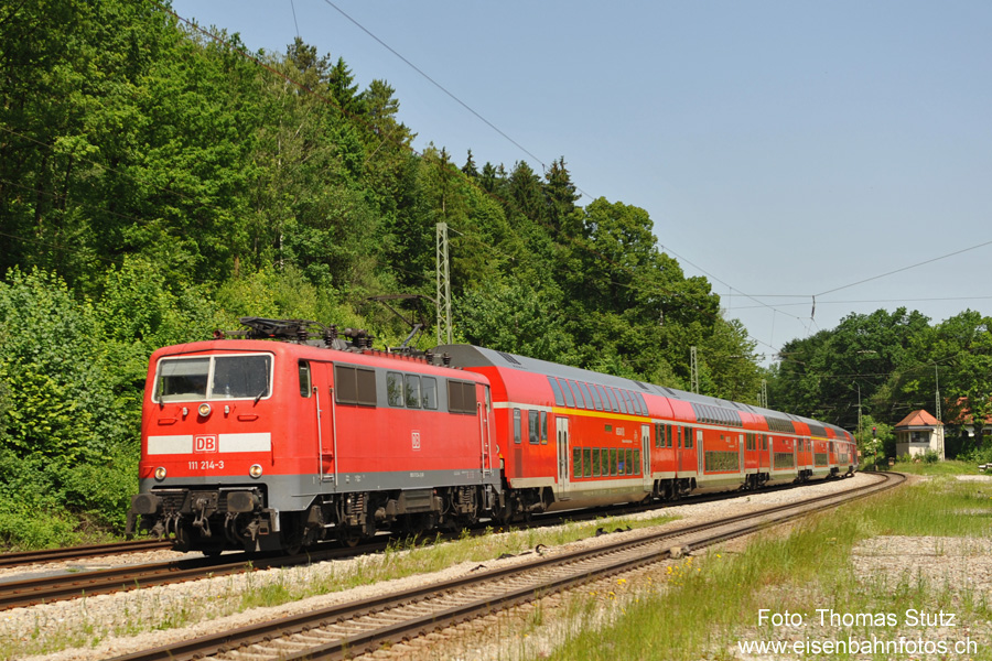 BR 111 mit RE München - Salzburg
