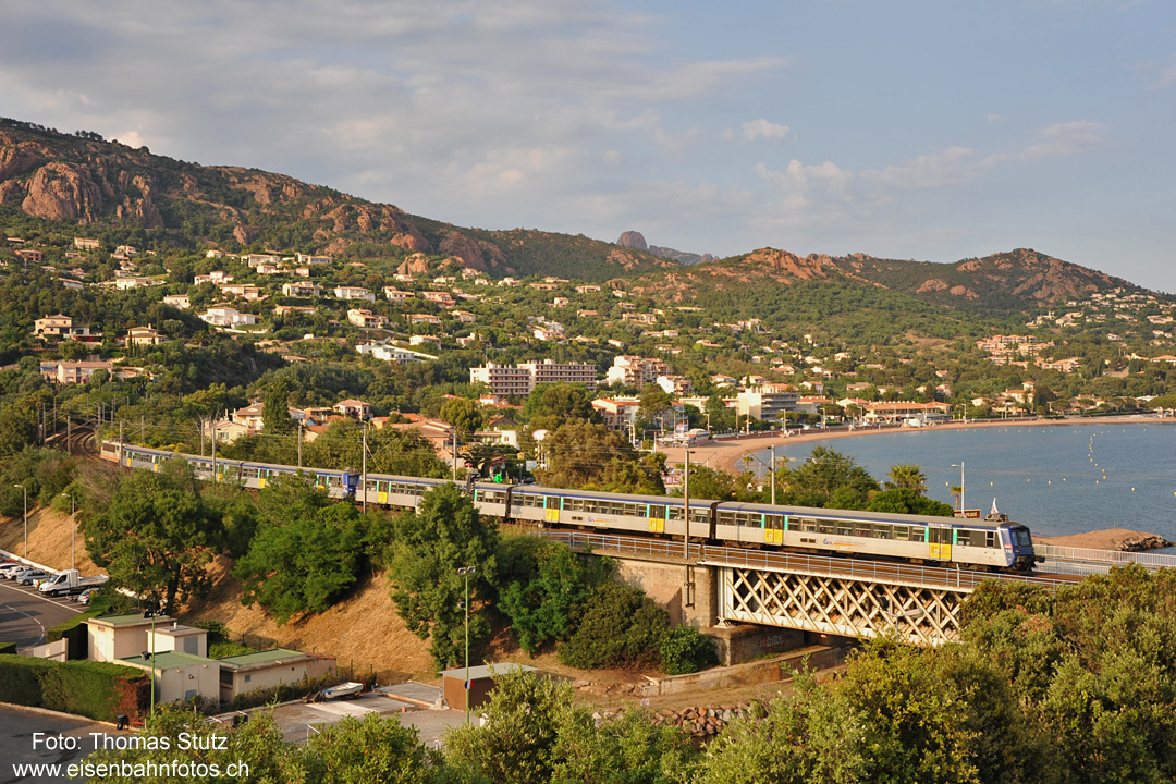 TER mit 2 RIO-Kompositionen
