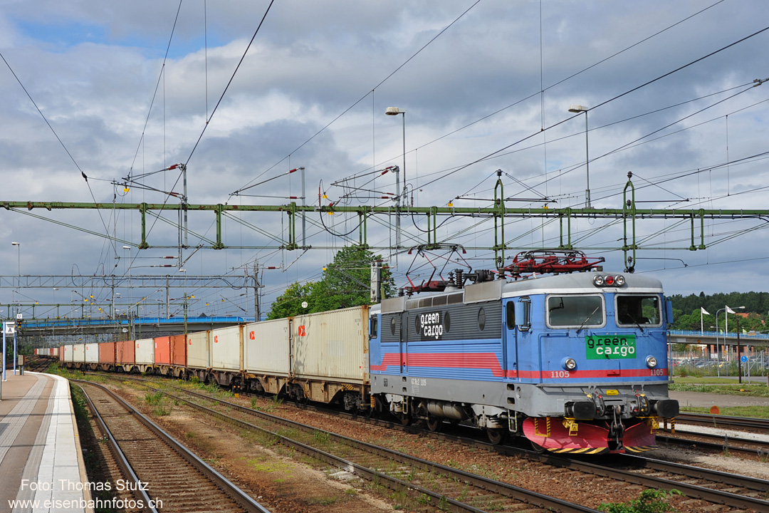 Rc2 mit langem Containerzug
