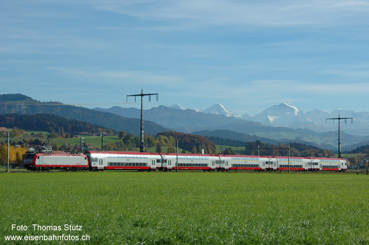 CFL mit den Berner Alpen

