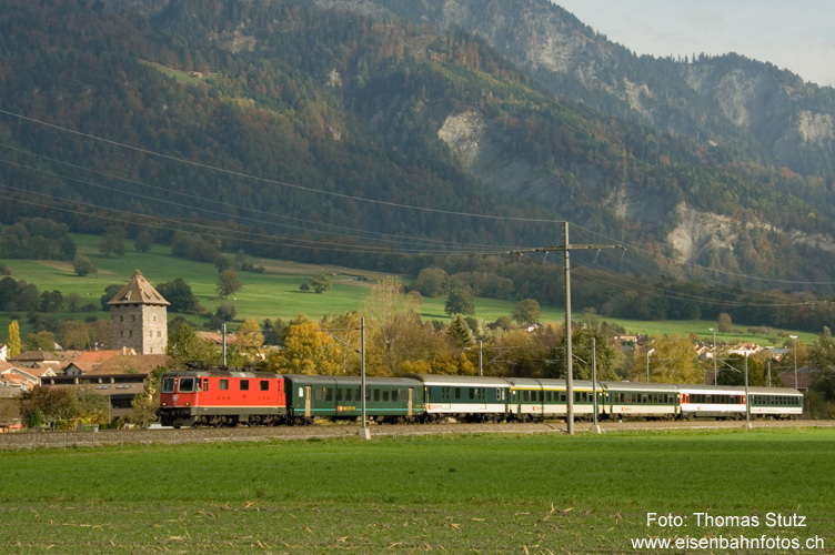 Rheintal-Express
Nicht gerade historisch, aber eine gute Rollmaterial-Auswahl bietet der Rheintal-Express 3834 Chur - St. Gallen.
