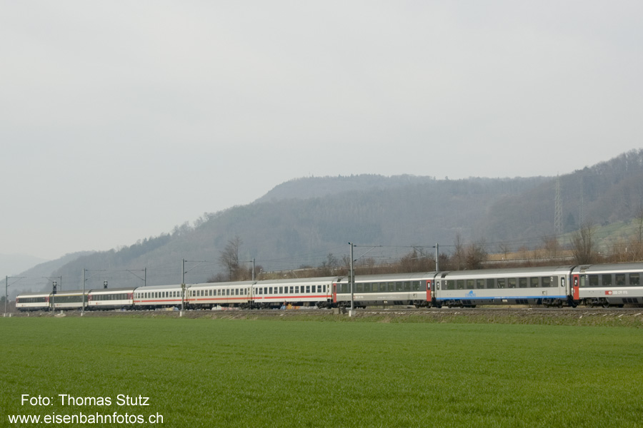 Cisalpino- und DB-Wagen
Im EC "Vauban" verkehrten auch ein Cisalpino-Wagen sowie 3 DB-Wagen ab Bruxelles. Die belgischen Wagen verkehrten nur bis Basel SBB.
