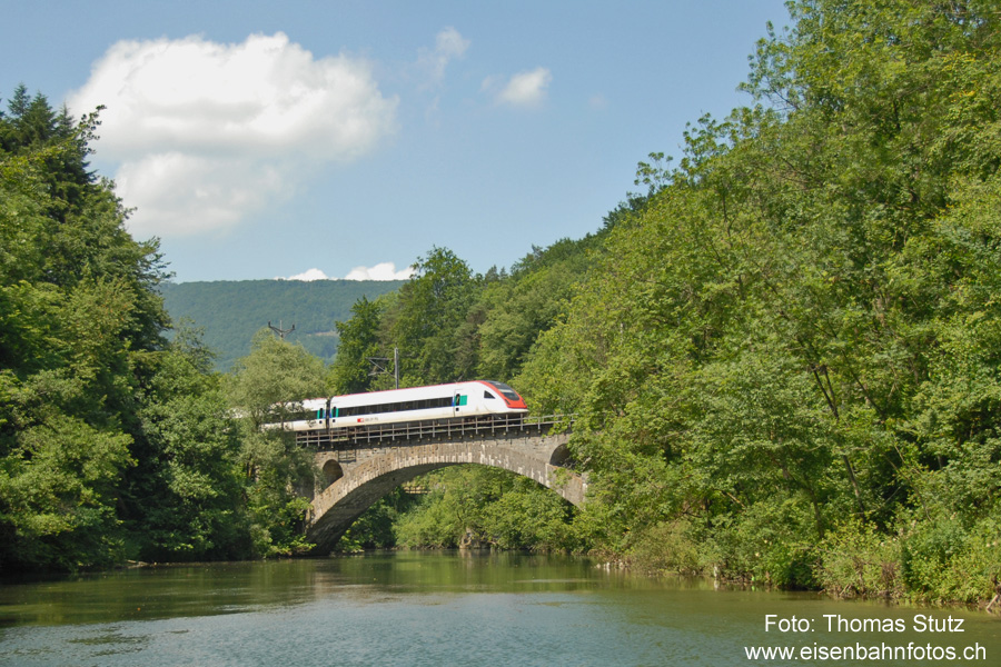ICN auf oberer Chessilochbrücke
