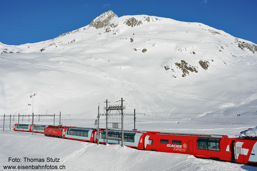 Kreuzung mit zweitem Glacier Express
