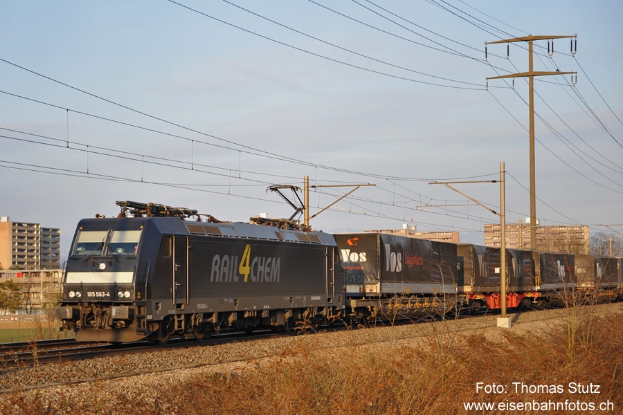 R4C mit schwarzer 185
