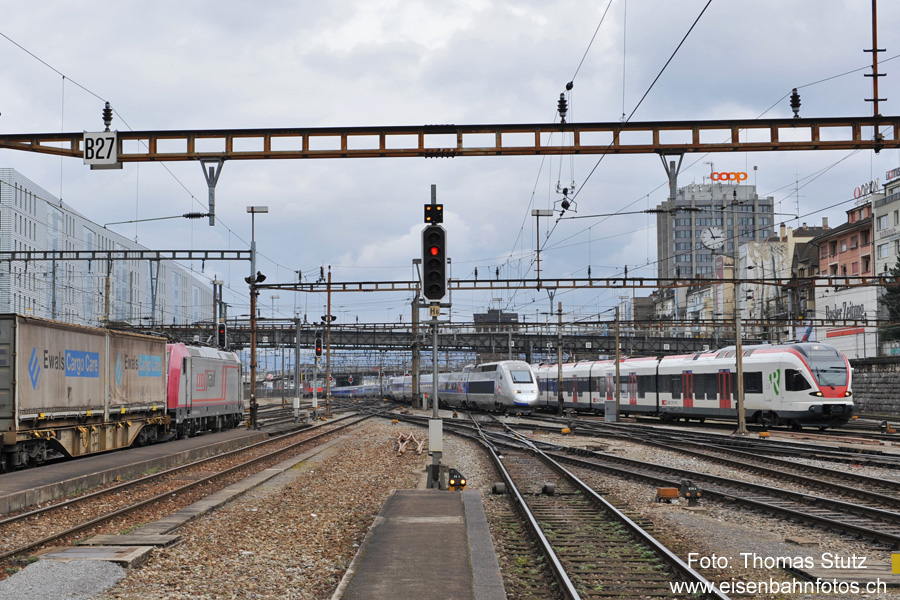 Crossrail mit TGV und FLIRT
