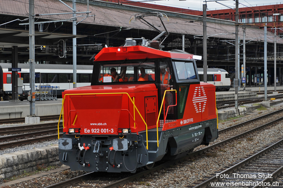 Ee 922 im Gleis 18 (SNCF-Gütergleis)
