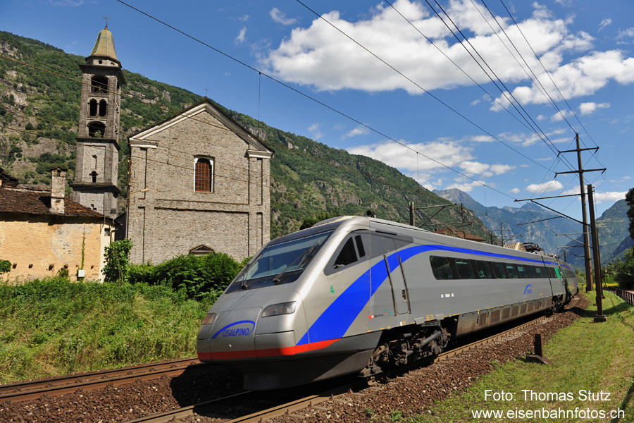 grauer Cisalpino nach Norden
