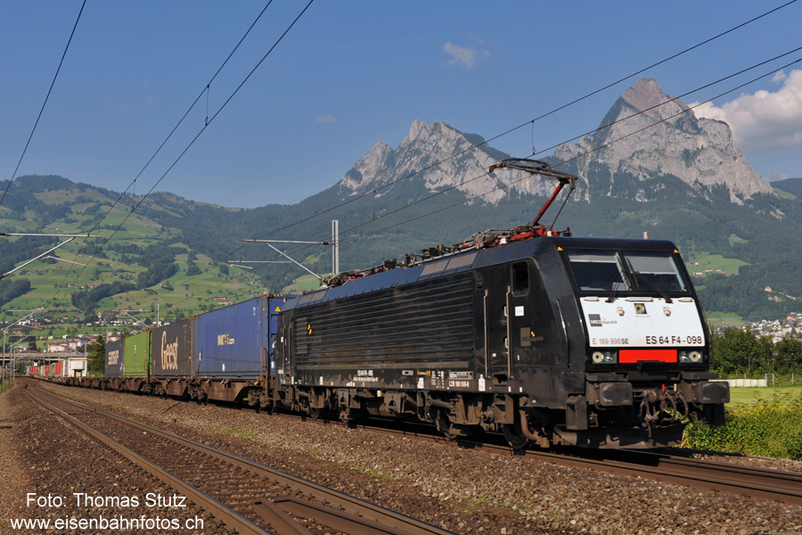 TX Logistik mit ES 64 F4
