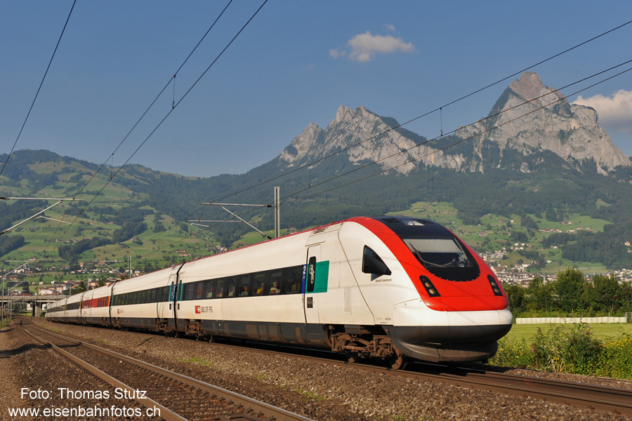 ICN als Cisalpino-Entlastungszug
