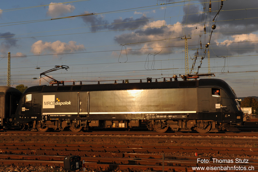 MRCE-Dispolok im Abendlicht
