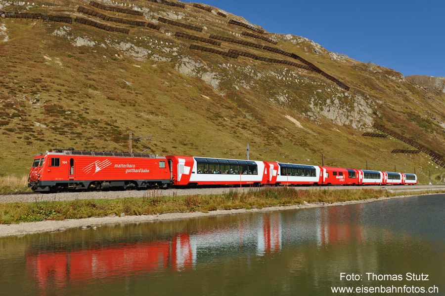 erster Glacier-Express Richtung Zermatt
