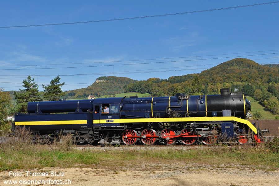Dampflok mit Sissacher Fluh
