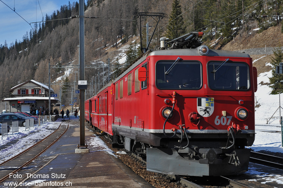 Schlittelzug mit Ge 4/4 I 607
