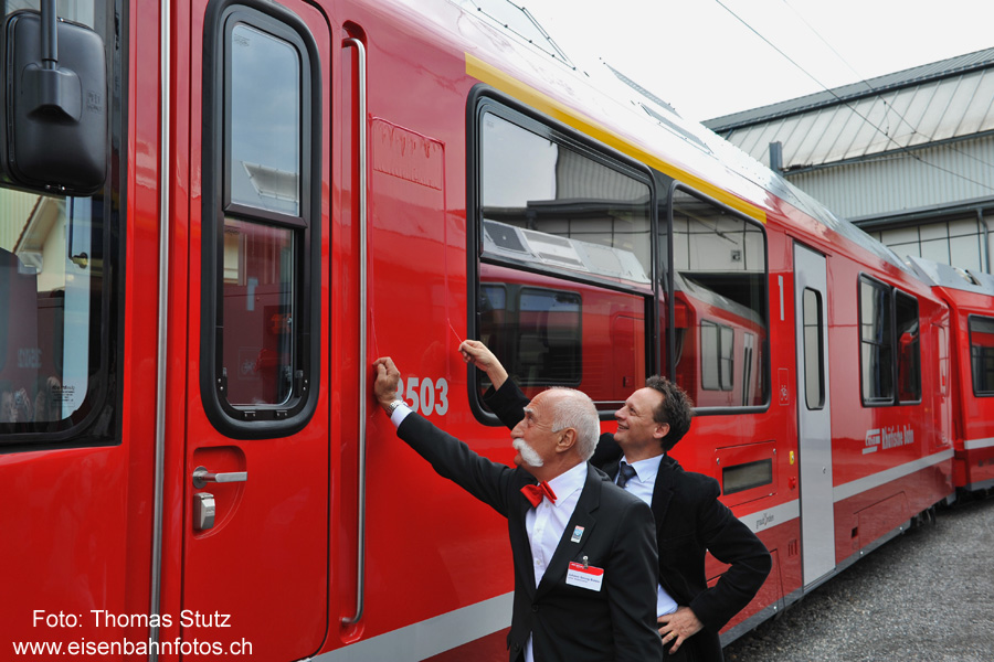 Welcher Name steht darunter?
