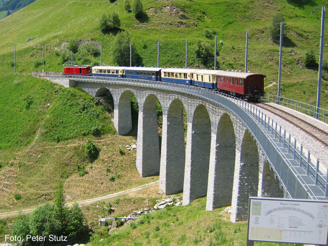 Alpine Classic Pullman Express (1)
