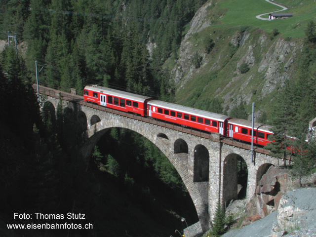 Regionalzug Scuol-Tarasp - Pontresina
