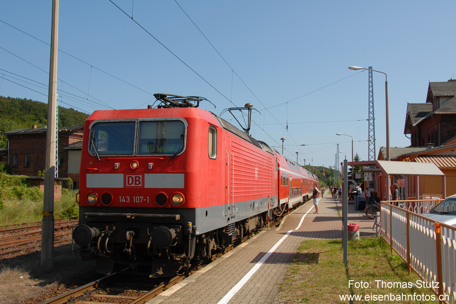 BR 143 bereit zur Rückfahrt
