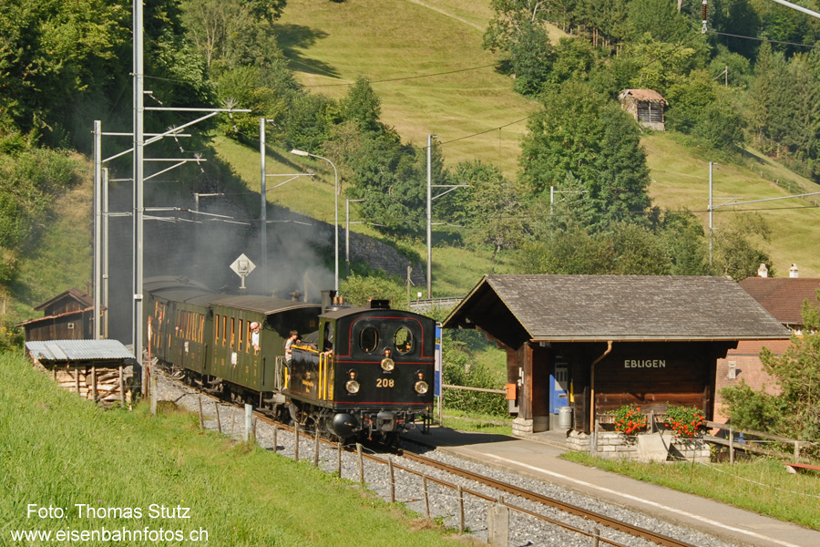 Dampfzug in Ebligen

