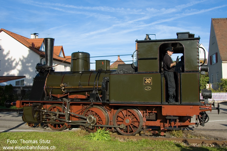 hk127a.jpg